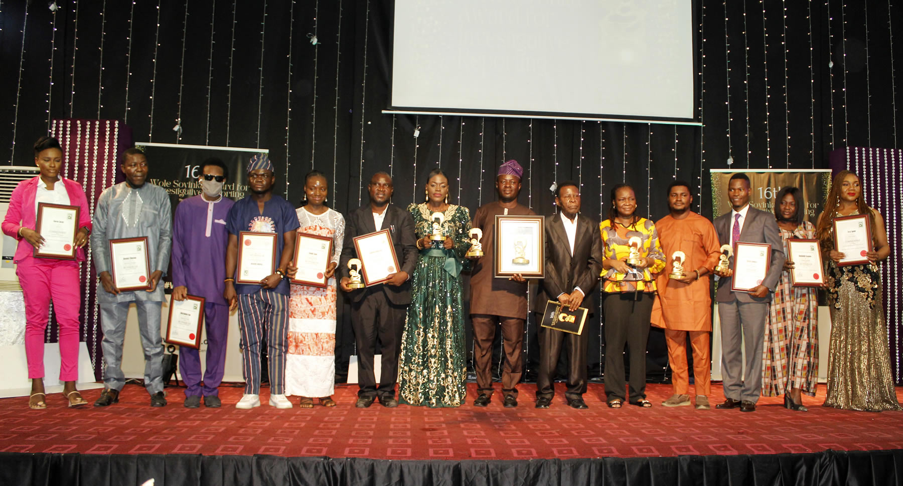 Group photograph of finalists and honorary award recipients at the 16th Wole Soyinka Award for Investigative Reporting at NECA House, Lagos on Thursday, 9th December 2021